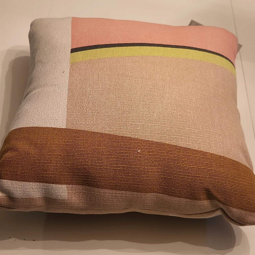 outdoor pillow